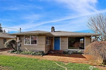 215 Upper Edmonds St.