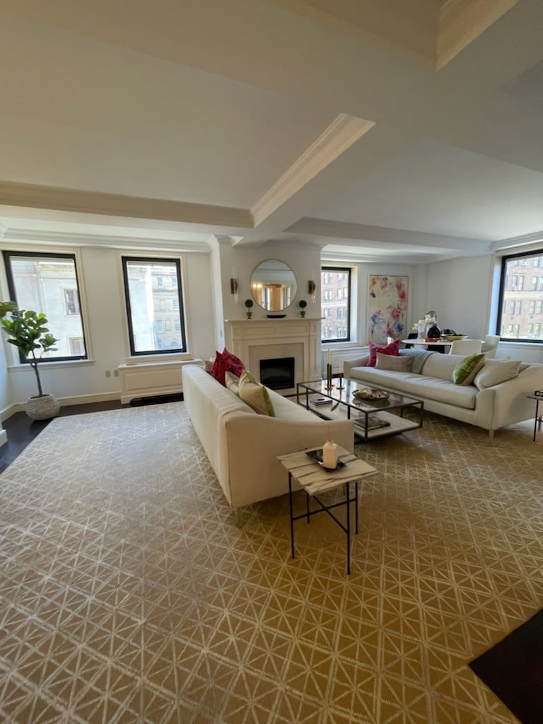 15 East 69th Street, #4A