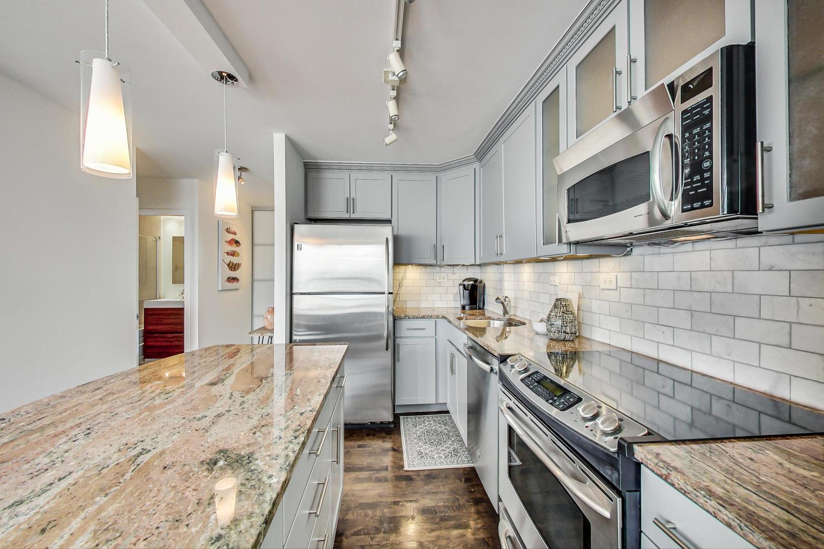 1355 N Sandburg Ter (No. 2501D)