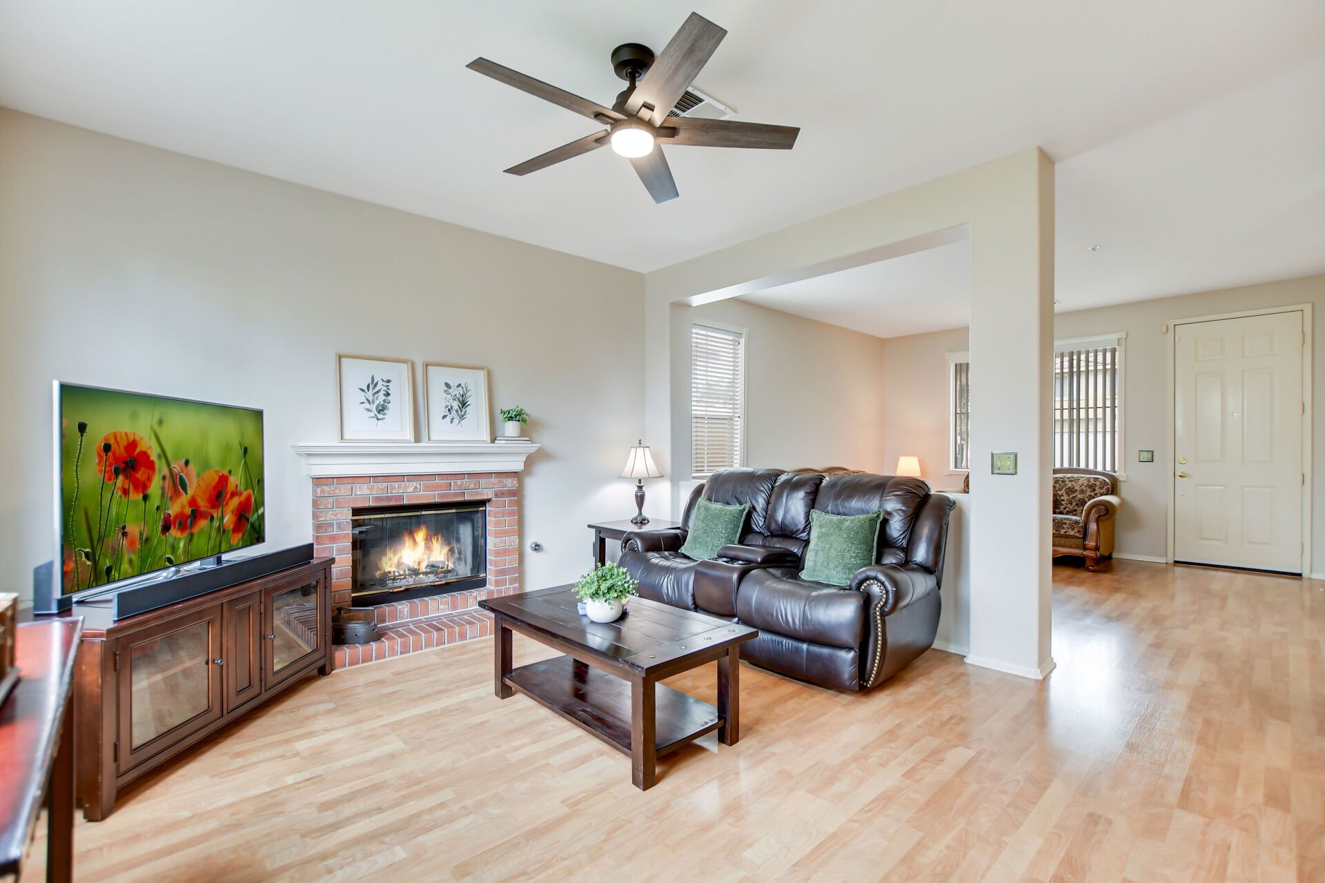 5744 Tamarisk Way