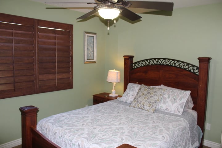 2562 Beverly Glen Dr. 