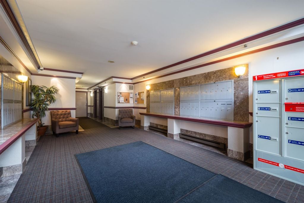 720 Carnarvon St, #405