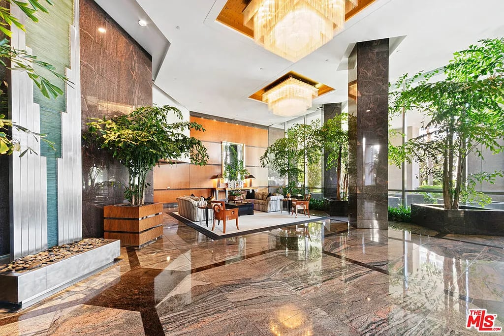 10490 Wilshire Blvd #2202