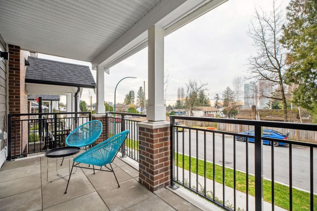 678 Fairview St, #117
