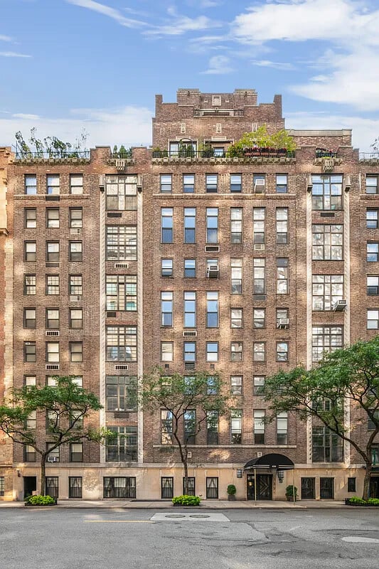 434 E 52ND Street 2D