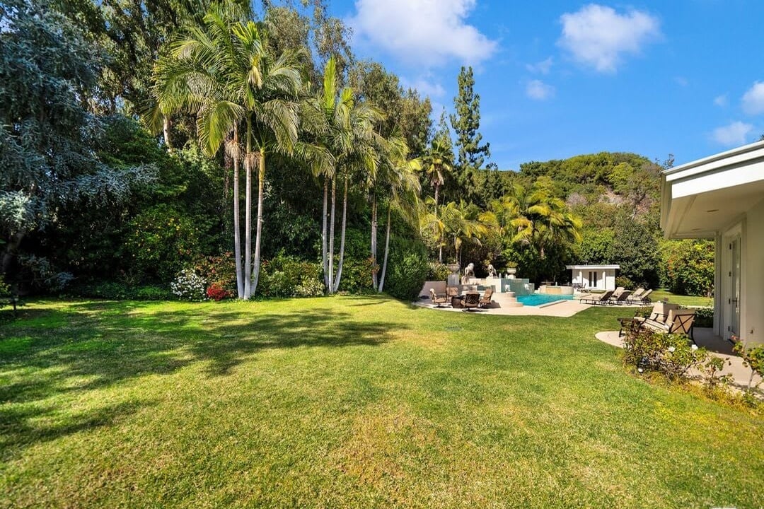 Valley Oasis