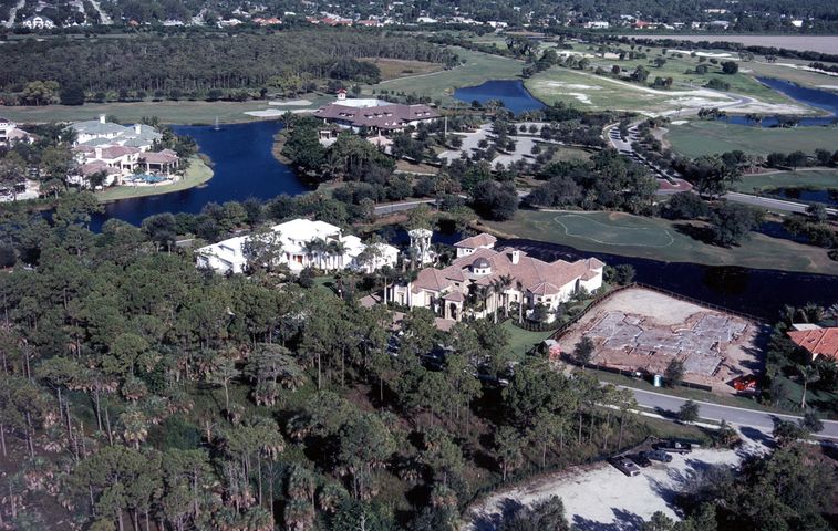 Bay Colony