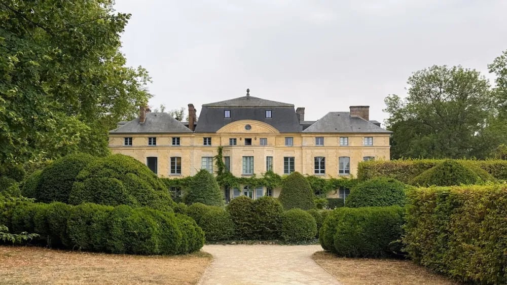 Two Ways to Do a Parisian Weekend Right Now