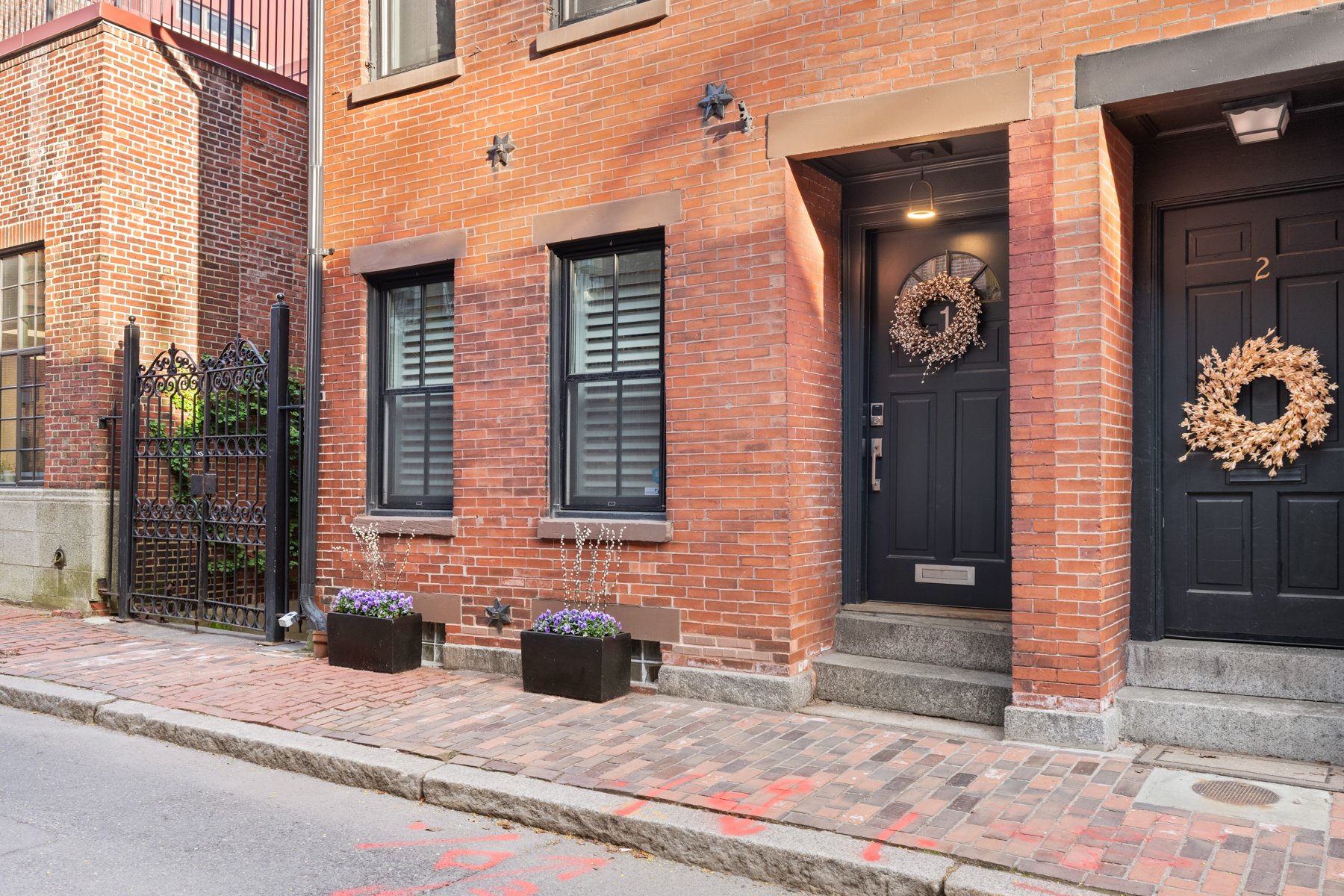 1 Lawrence Street