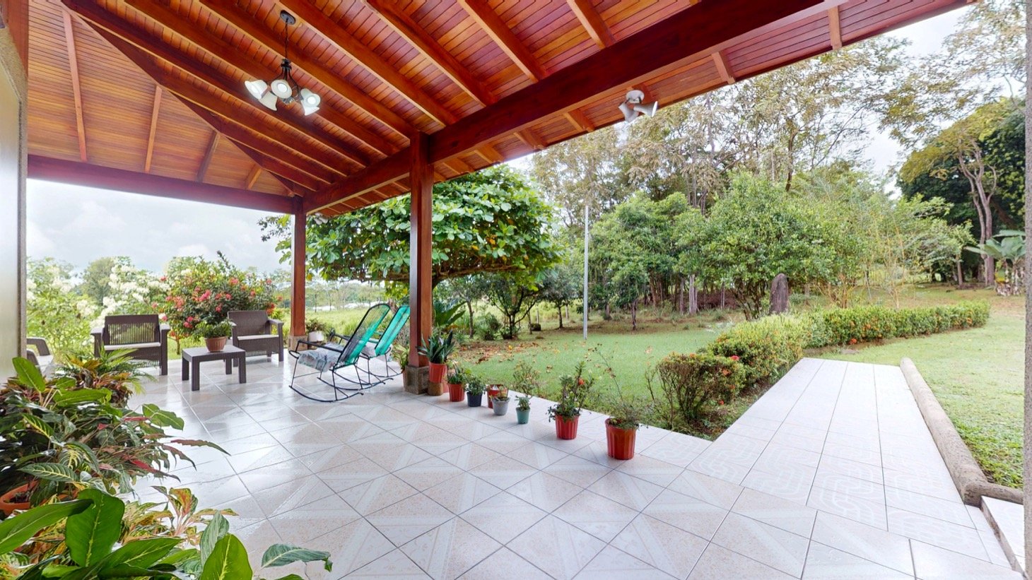 House for Sale in Ojochal, Costa Rica – Traditional Charm on 2.75 Acres