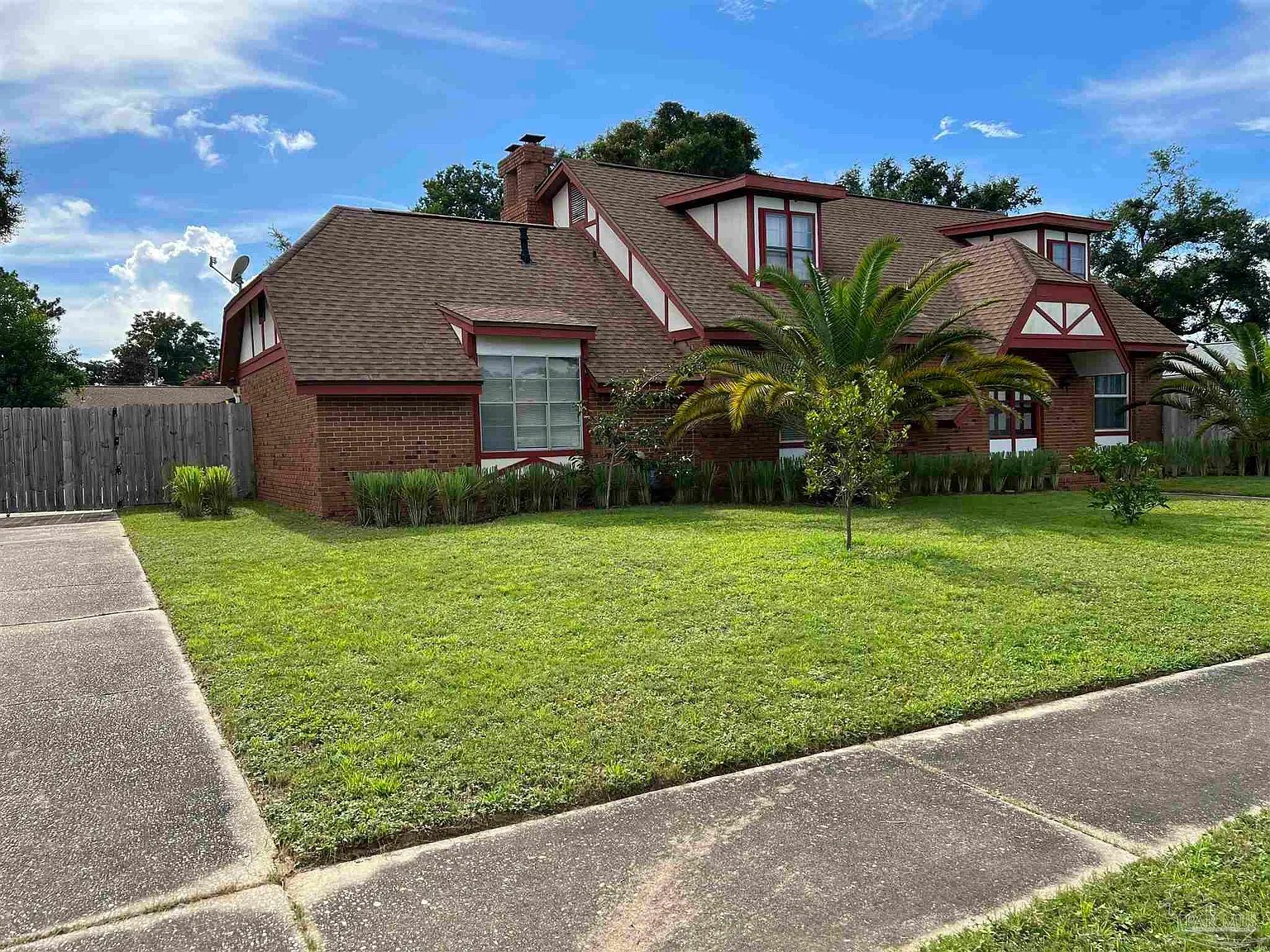 8215 Strasburg Rd