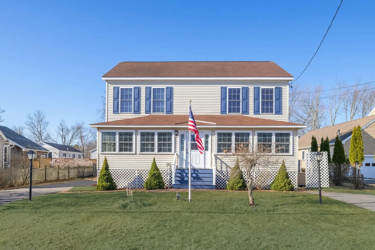 Home for Sale – 437 Drakes Island Road, Wells, ME – $895,000