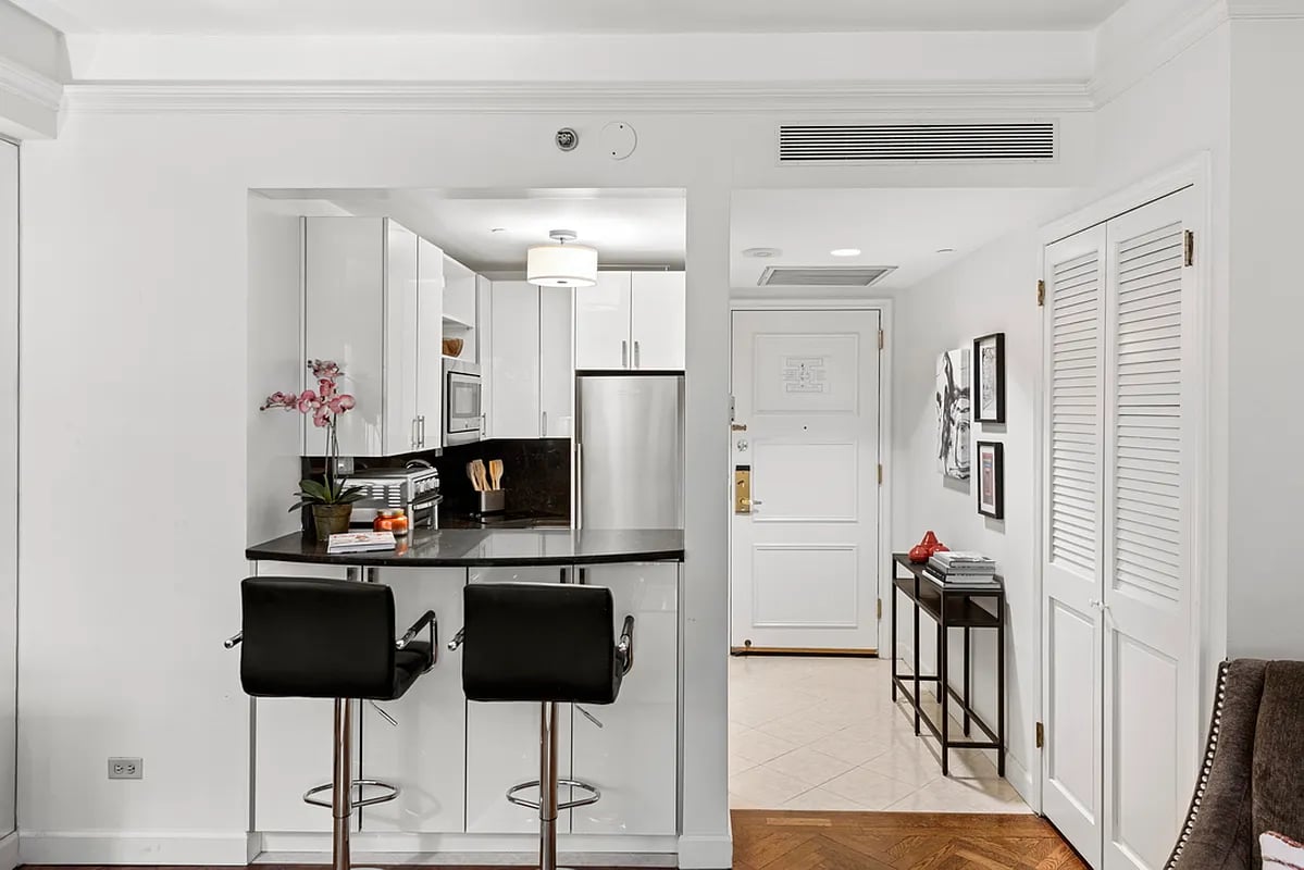 160 Central Park S #1151