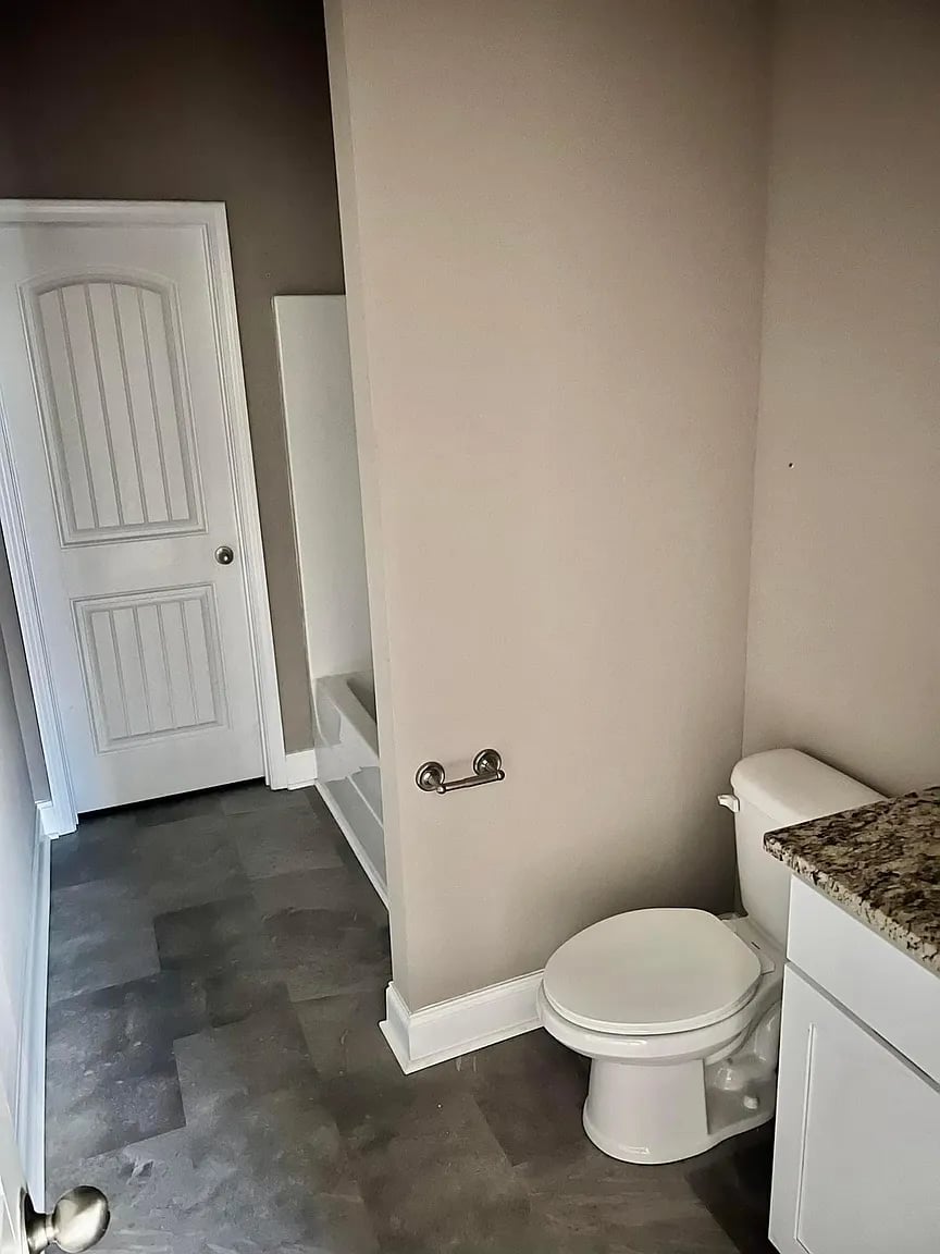 155 Peachtree Ln 