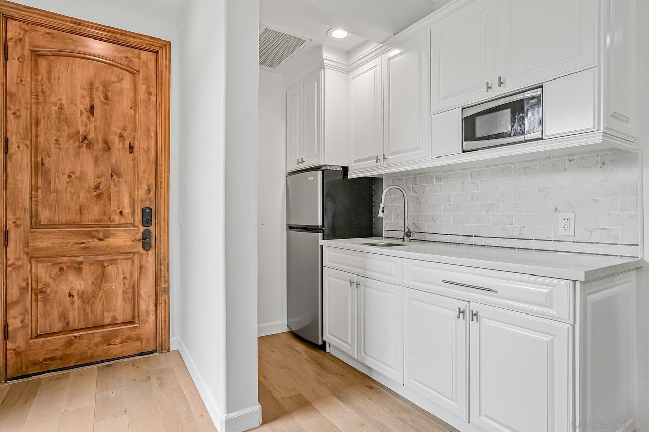 15823 The River Trail