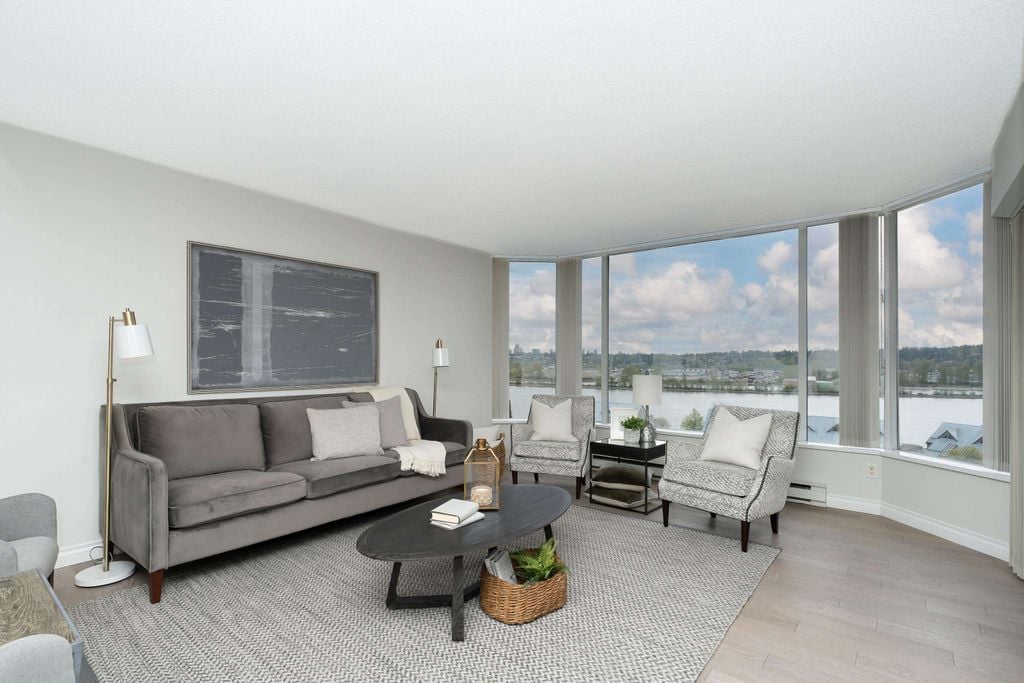 1045 Quayside Dr, #1001