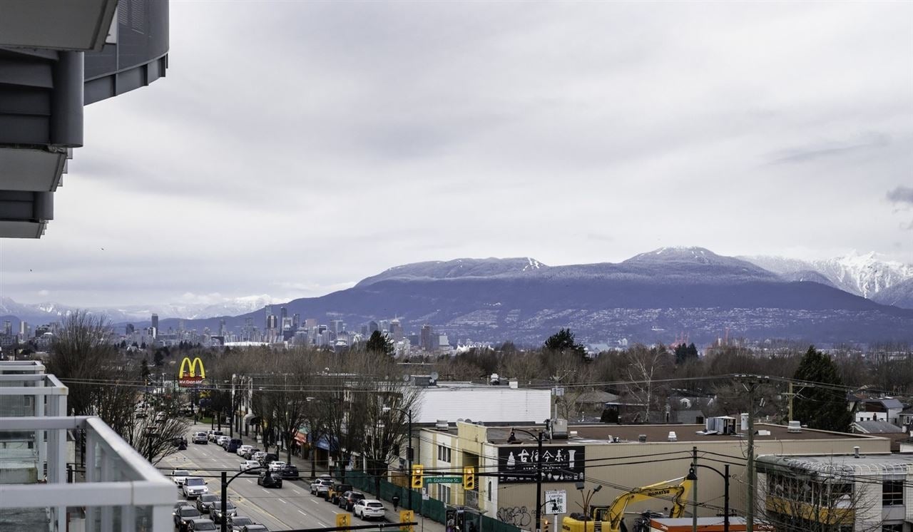 2220 Kingsway, #608