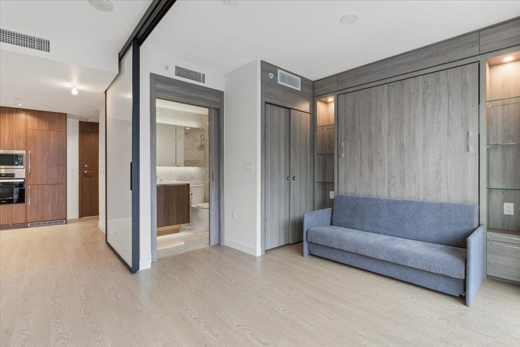 89 Nelson St, #1410