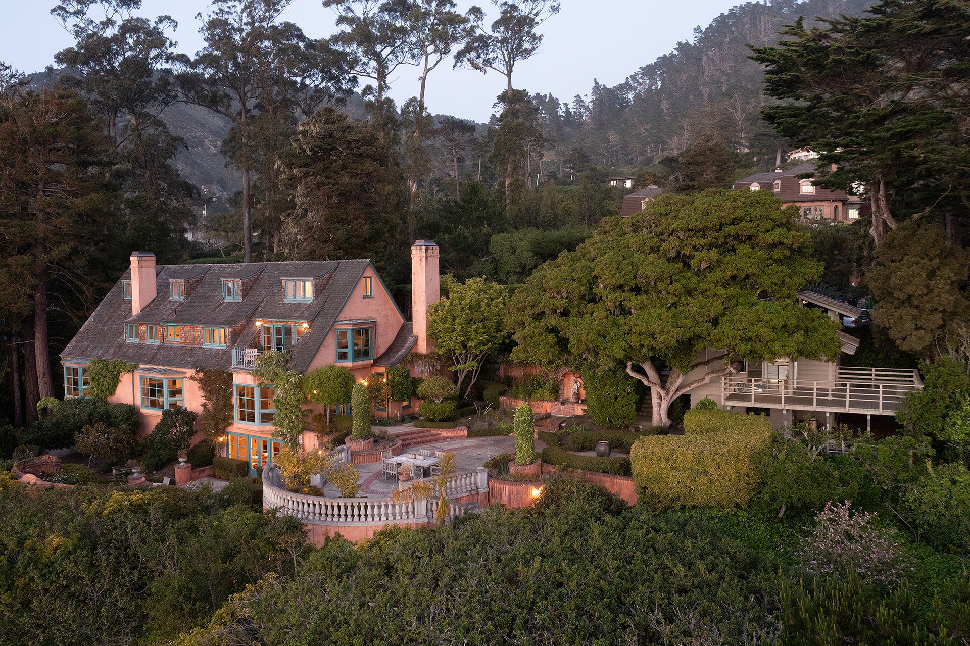 Extraordinary Carmel Highlands Estate