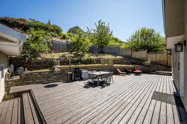 1418 Valley View Dr