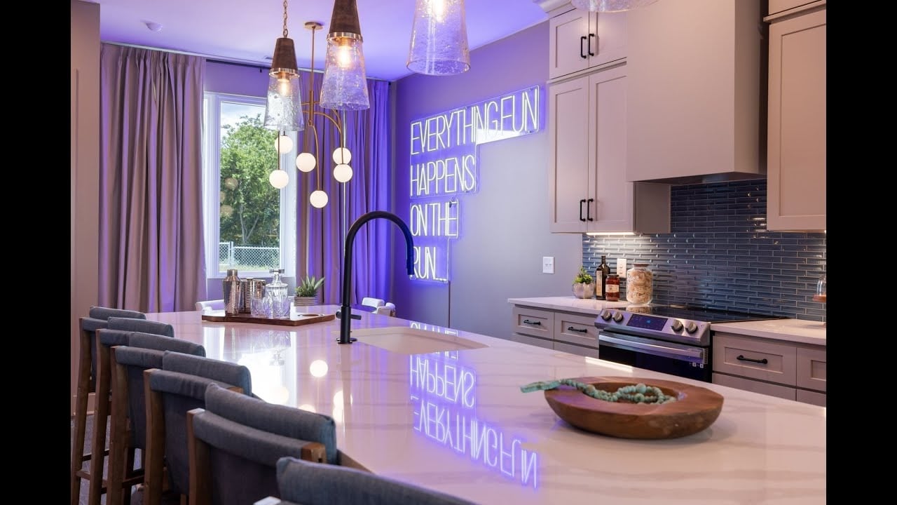 Airbnb for Sale, Nashville: the James at Hydes Ferry Hideaway