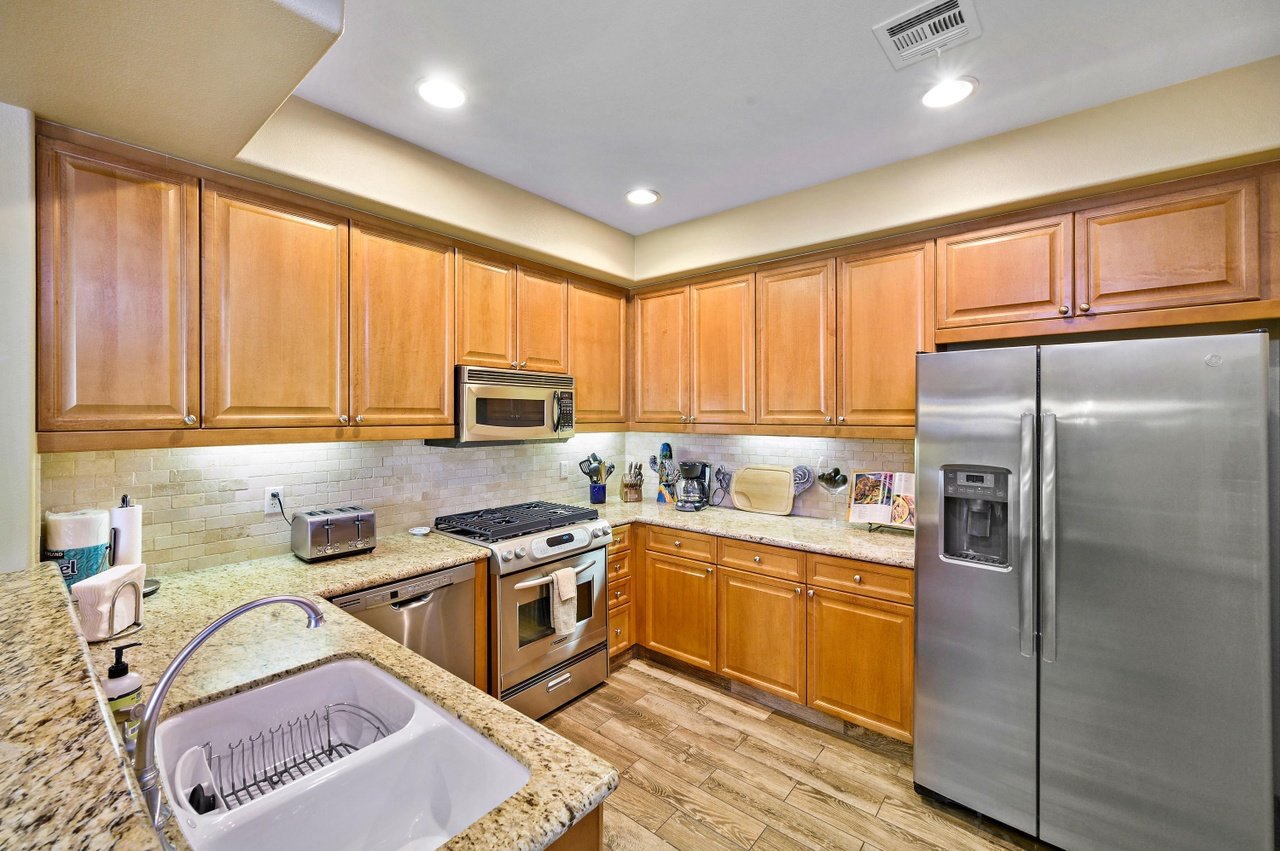 48429 Legacy Dr