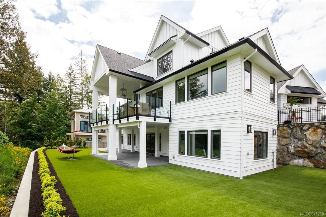 2018 Pebble Dr