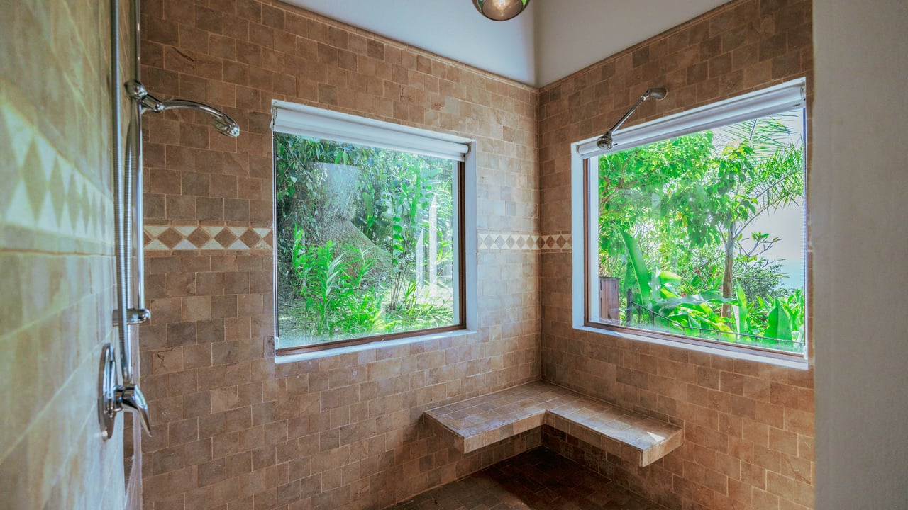 Ocean View Luxury Estate with An Incredible Location in Dominical