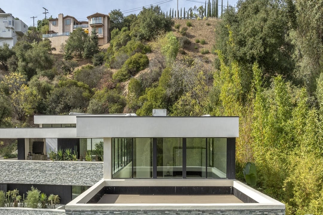 Pinnacle Manor, Willow Glen Rd, 90046