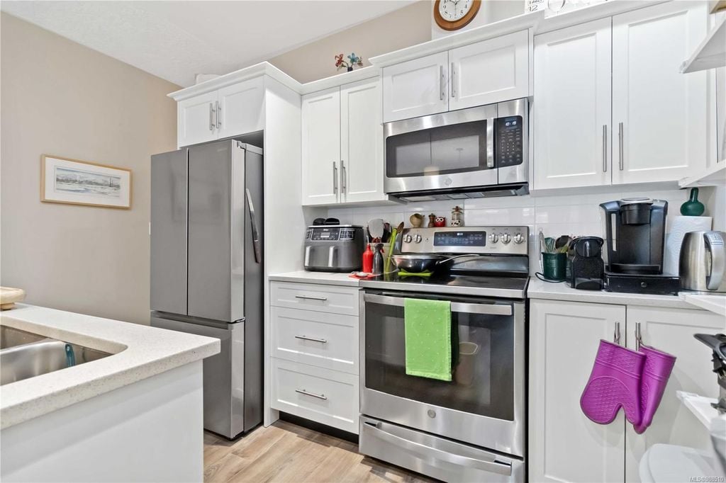 2471 Fern Wy