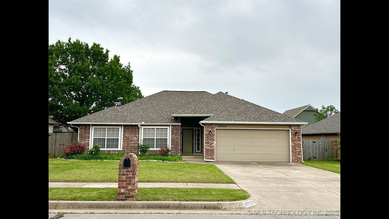  10220 E 116th Place S | Bixby Real Estate
