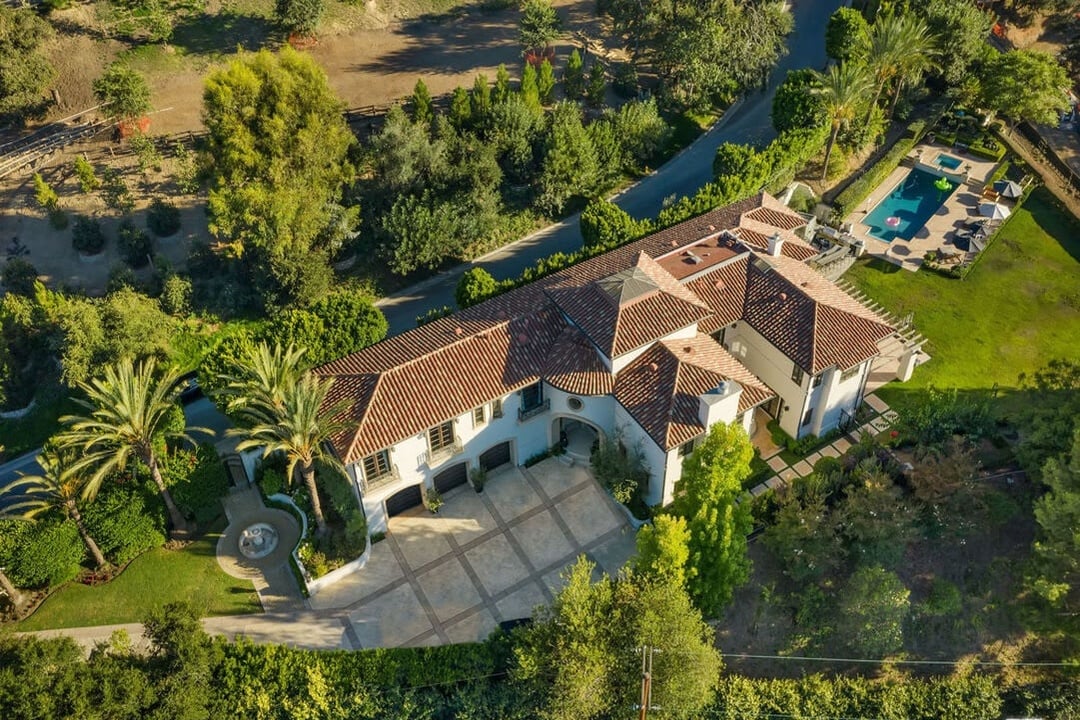 Lumina House