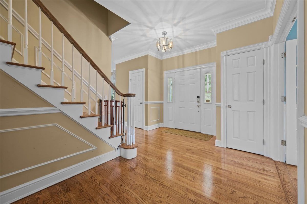 129 Scenic Drive West