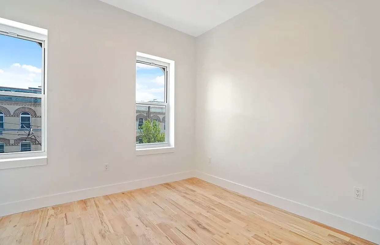 1865 Putnam Avenue 2A