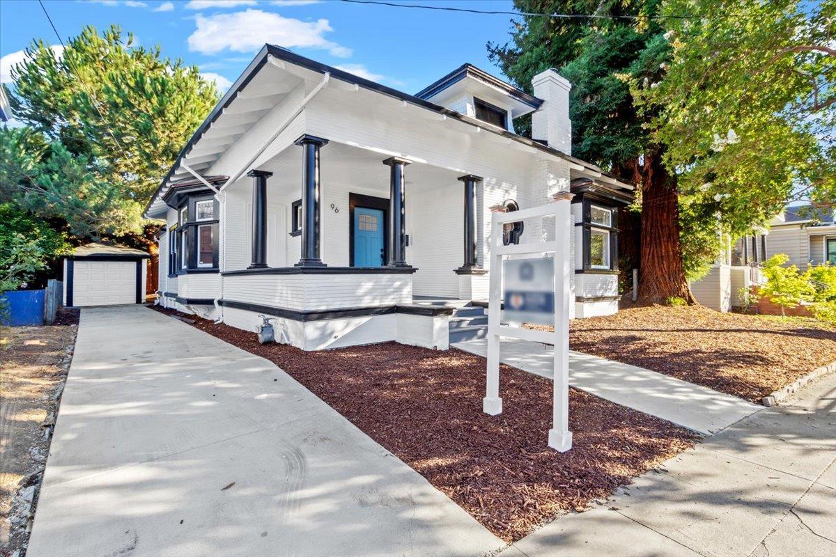 96 Fox Ave