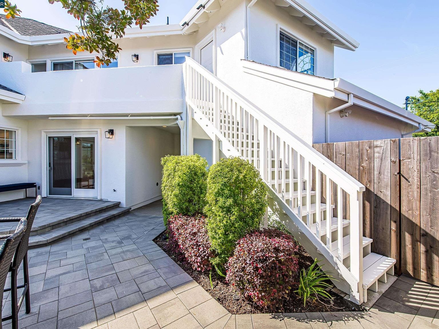 26 Broadview Ter