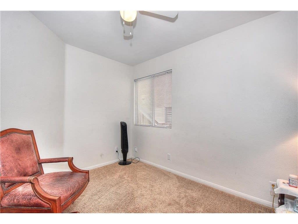 420 Poinsettia Ave