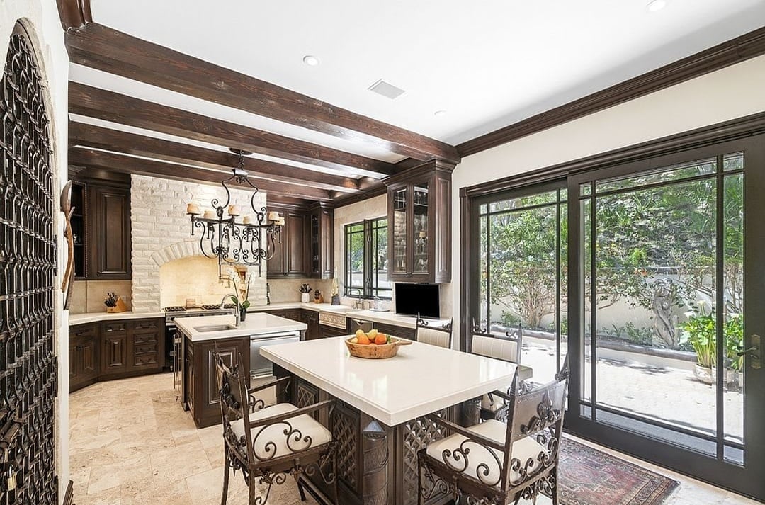 Eminence Villa
