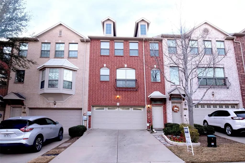 2544 Jacobson Dr