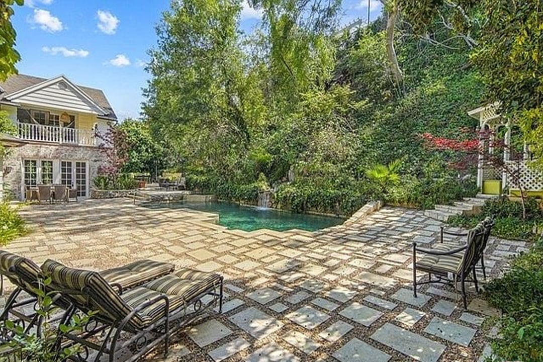 Ridge Opulent
