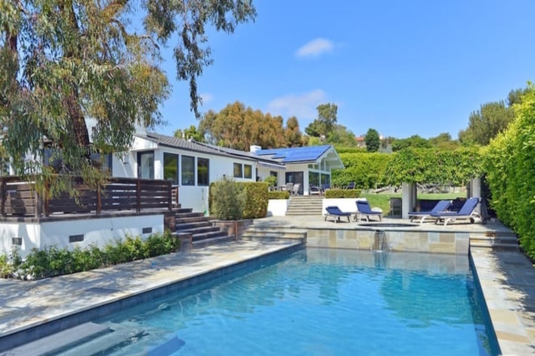 Skyreach Pavilion, Birdview Ave, 90265