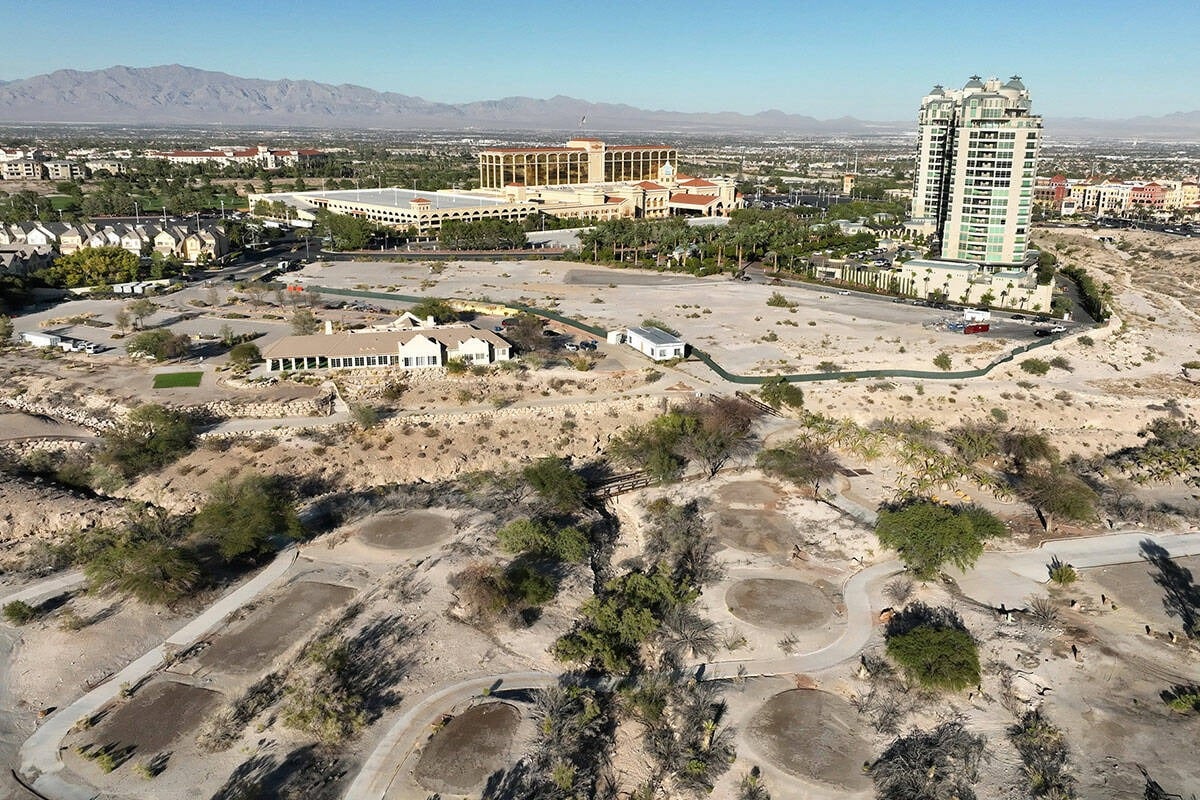 Las Vegas set to approve housing development on Badlands site