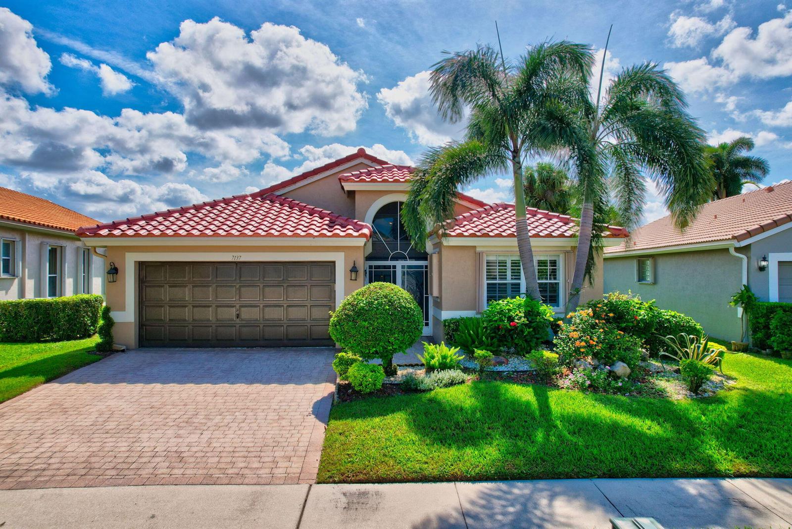 7137 Haviland Circle