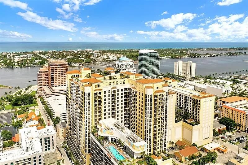701 S Olive Ave APT 1706