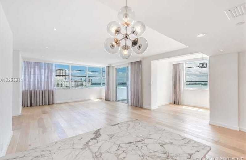 Marjory Dressler Lists Venetian Isle’s Belle Plaza $1.150M Stunner!