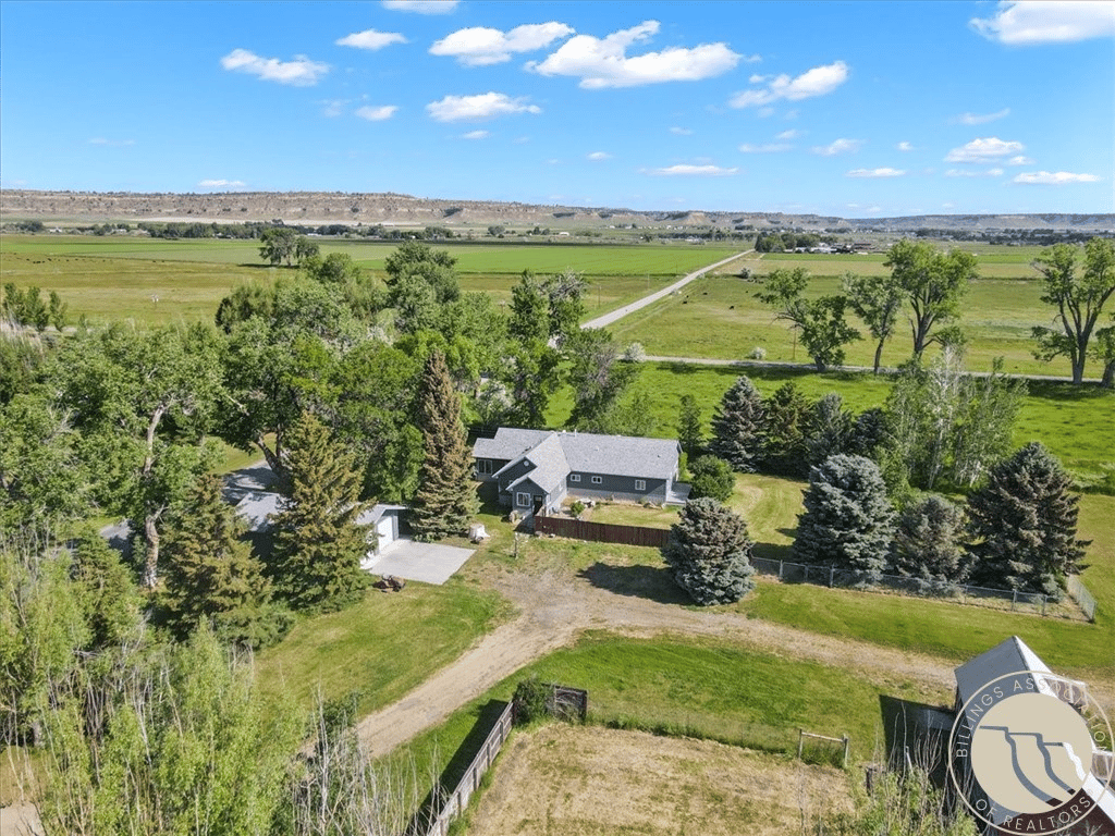 105 Schreiner Rd