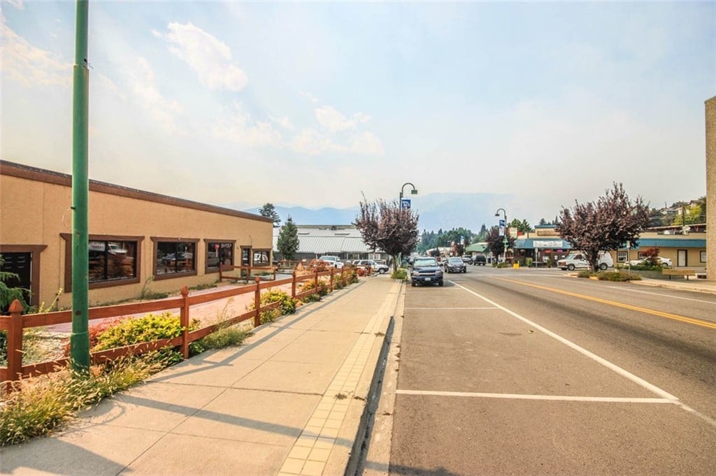 14 Wapato Way