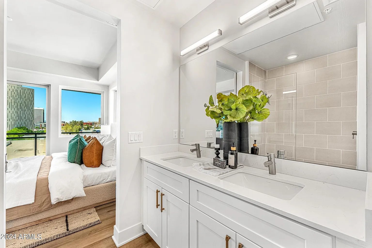3131 N CENTRAL Avenue, 4015, Phoenix Unit: 4015