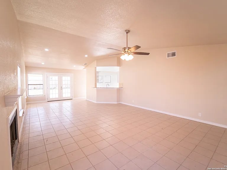 5430 Vista Creek Dr