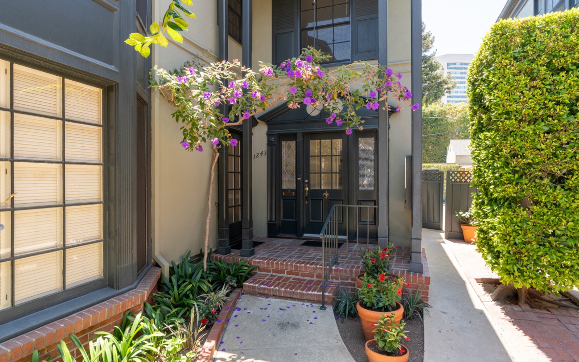 1235 S Beverly Glen Boulevard